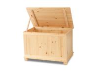 Claudia kincsesláda, Kategória:Egyéb fenyőbútorok, Szélesség:58cm Hosszúság:85cm Magasság:55cm